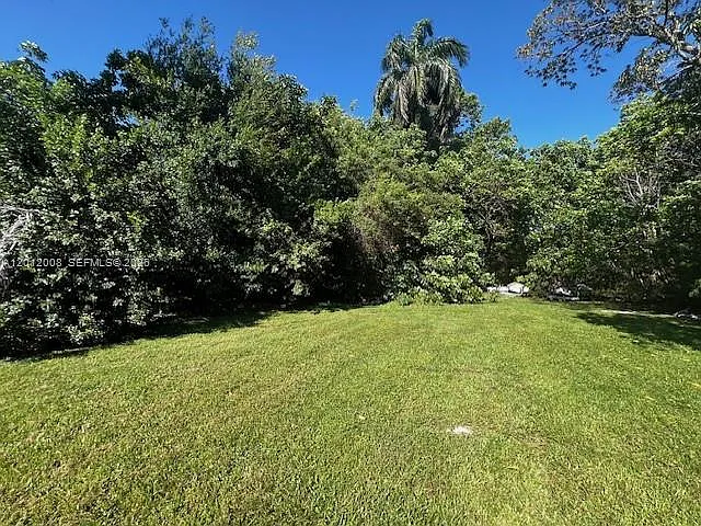 4548 SW 33rd Ave #M — Photo 6