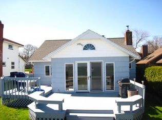 3362 Edgemere Dr, Rochester, NY 14612