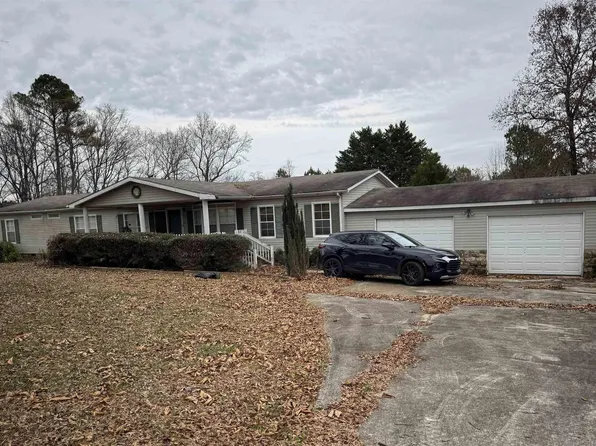 25360 Vaughn St, Elkmont, AL 35620