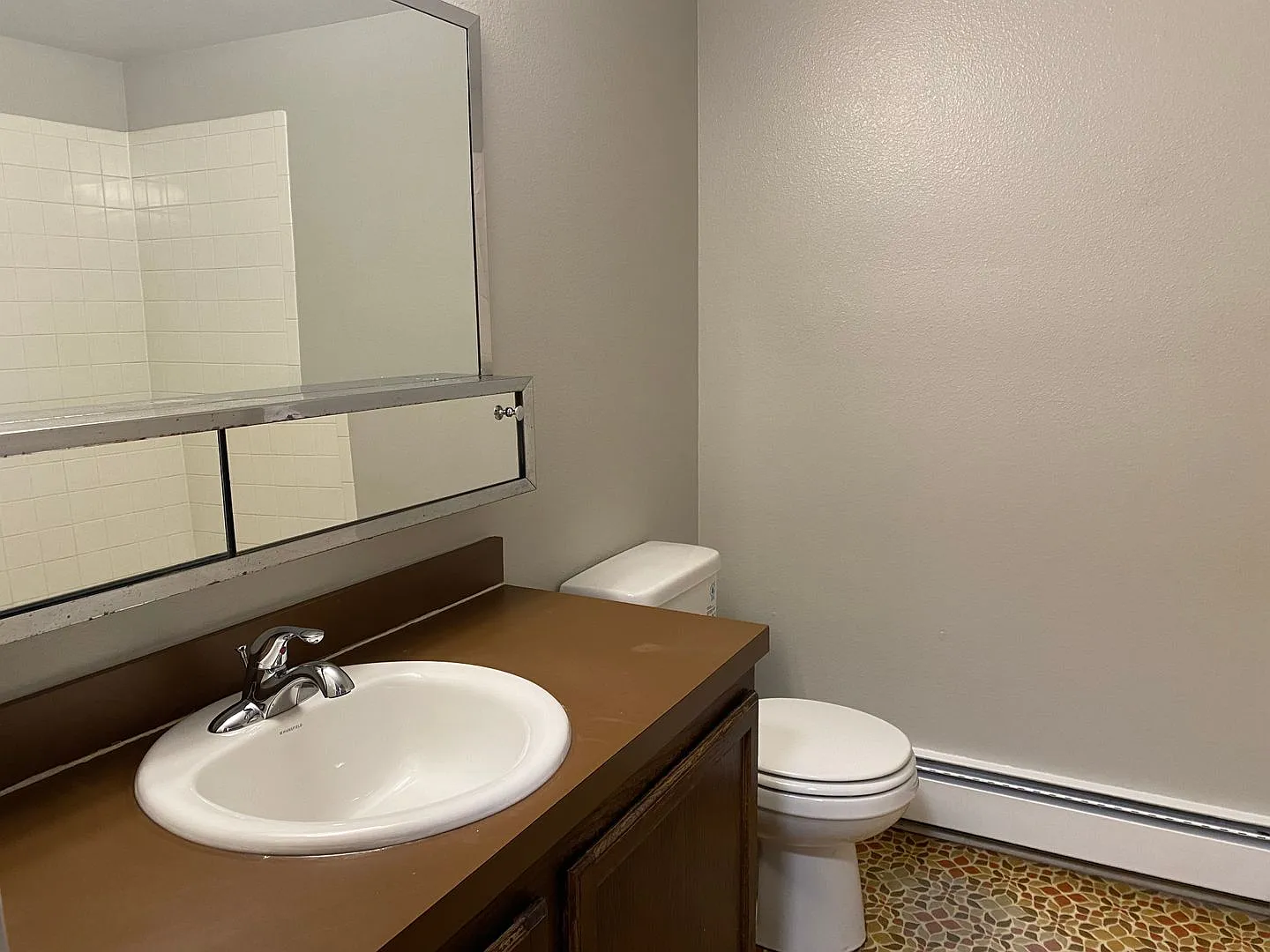 Regency Apartments 4715 — Photo 3