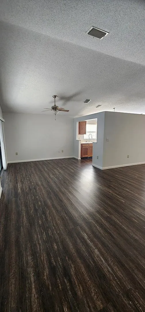 Single Family Home — Photo 4