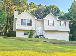 61 Remington Ln, Acworth, GA 30101