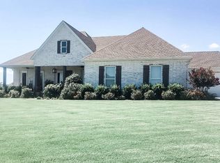 2539 Brookwater Ln, Fayetteville, AR 72703