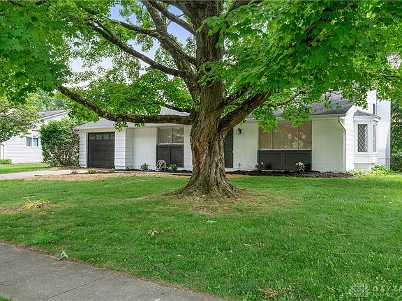 3rd image of 2524 Santa Rosa Dr