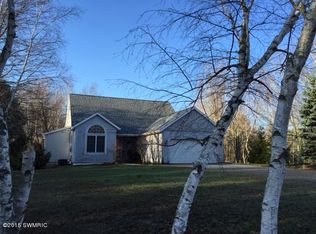 275 E Farr Rd, Muskegon, MI 49444