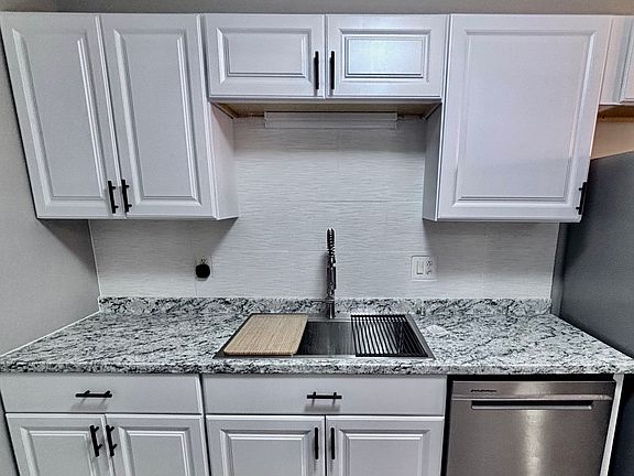 Sink area