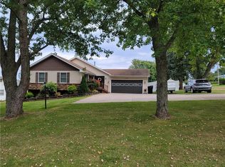 4729 Cottage Rd, Gasport, NY 14067