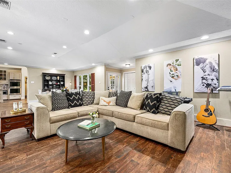 22607 Goldstone Dr — Photo 28