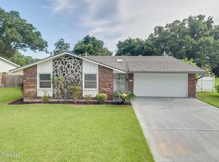 1706 Thomas Jefferson Dr, Biloxi, MS 39531