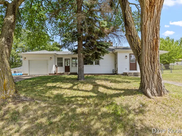 2530 De Hoop Ave SW, Wyoming, MI 49509