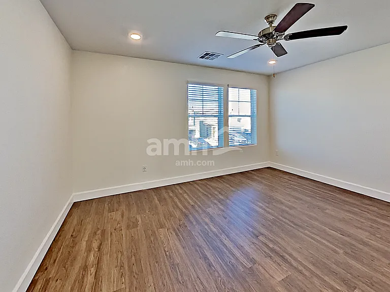 8128 Inhibition Ct — Photo 9