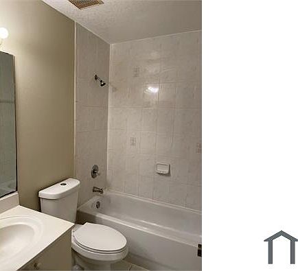 2nd image of 1510 SE 31st Ct