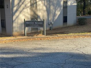 2240 Sunderland Rd APT 57N, Winston Salem, NC 27103