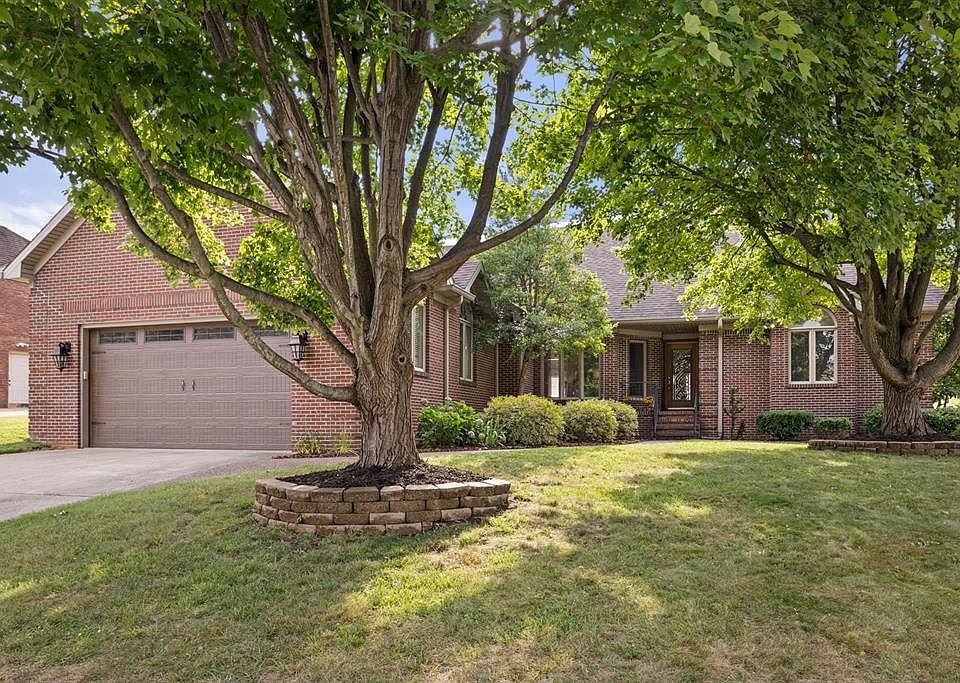 1st image of 4520 Stonegate Dr