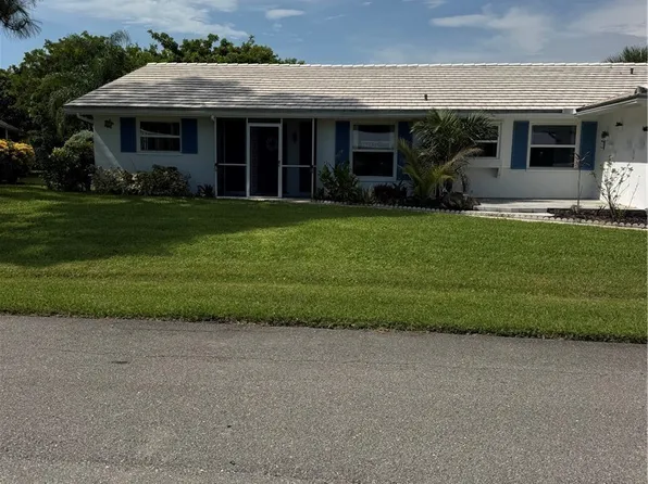 30 Maui Cir #30, Naples, FL 34112