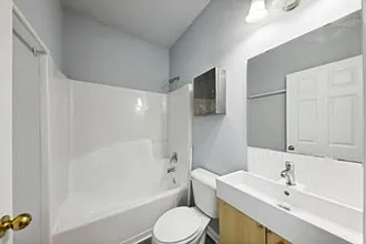 1 bed, $900 — Photo 3