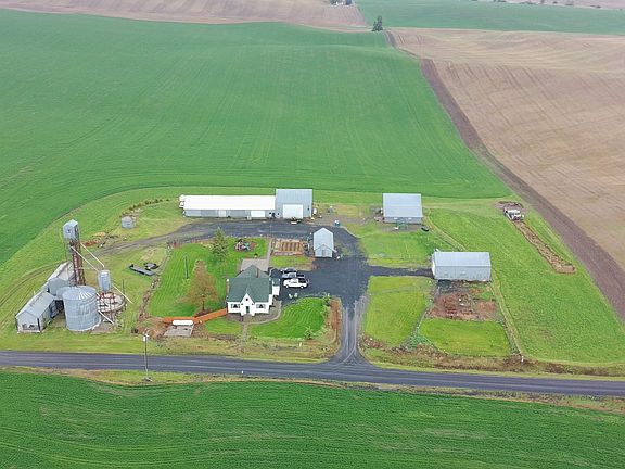 2nd image of 39919 S Farmington Rd