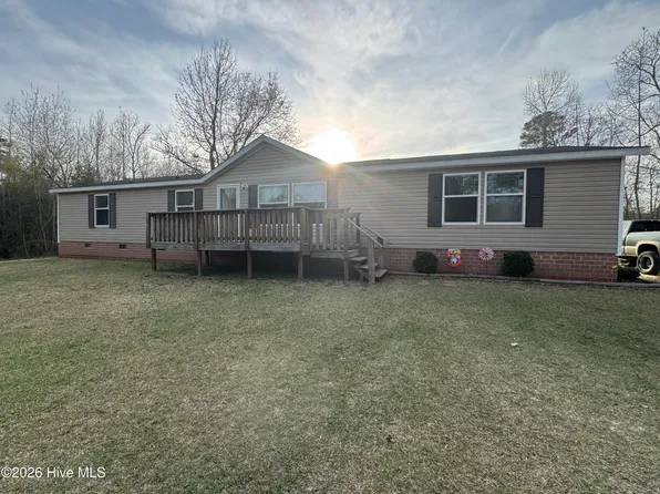 8521 Johns Mill Road, Maxton, NC 28364