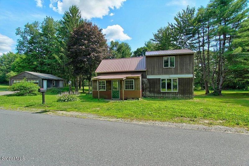 33rd image of 1106 Whiteside Road