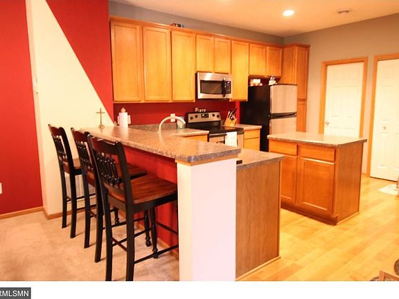3rd image of 15684 Emerald Dr N Unit 7