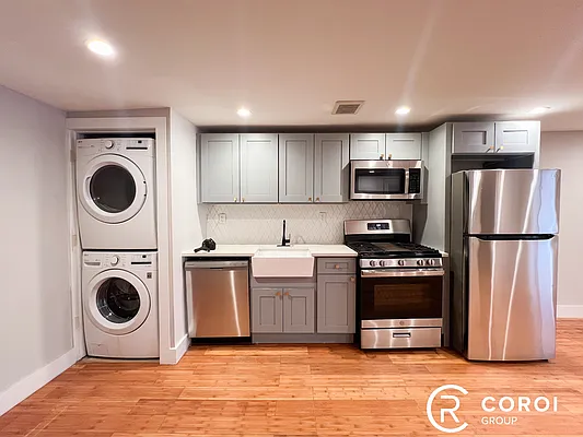 Rented by Coroi Corp | media 14