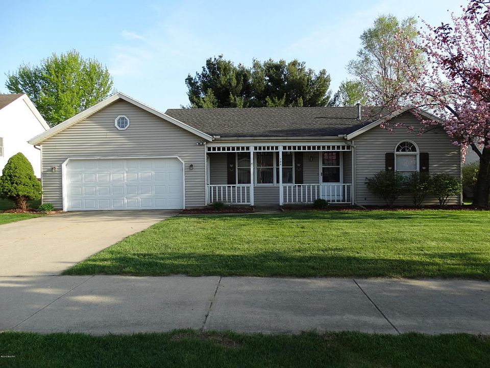 1st image of 754 N Meadow Dr