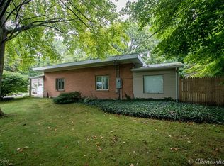 1667 Red Bird Rd, Madison, OH 44057