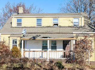 37 Arch St, Hamden, CT 06514