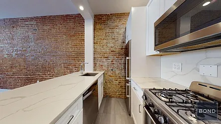 Rented by Bond New York