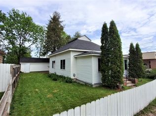 504 3rd St S, Princeton, MN 55371