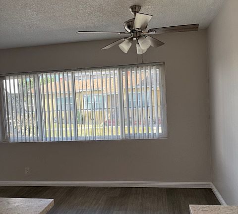 4th image of 4426 N Lakewood Blvd APT 1