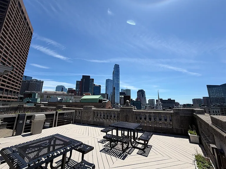 21 Beacon St #3N — Photo 11