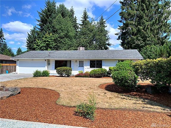 2nd image of 5205 77th Pl NE