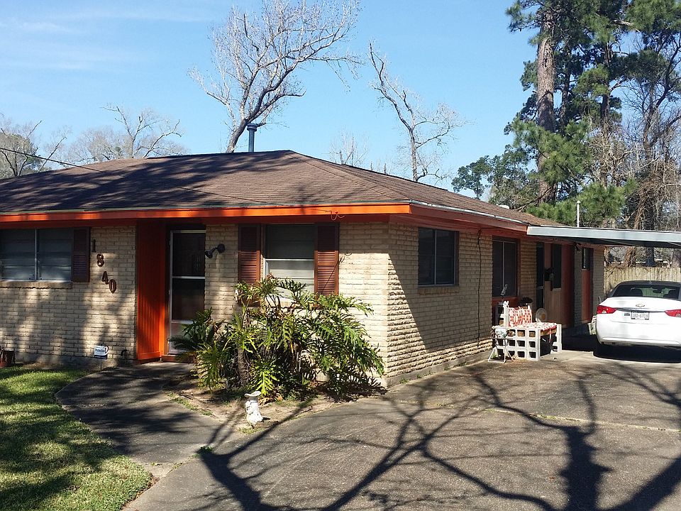1st image of 1840 E Lucas Dr