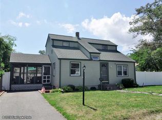 84 Wayne St, Warwick, RI 02889