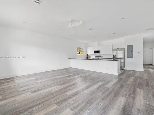 1671 NW 15th St, Pompano Beach, FL 33069