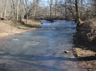 5870 Buzzard Creek Rd, Cedar Hill, TN 37032