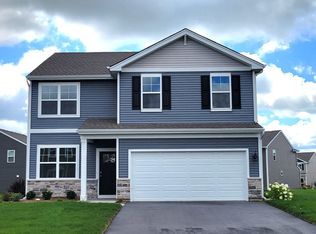 6561 Walnut Ct, Wonder Lake, IL 60097