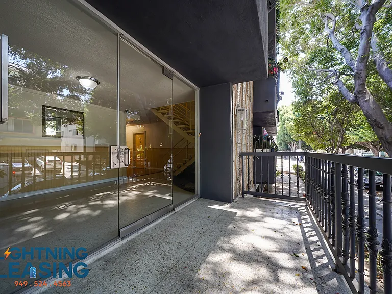 700 Irolo St. — Photo 18