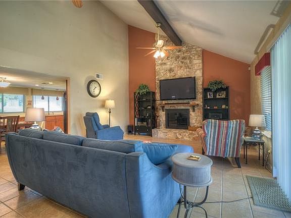 5th image of 2407 Stone River Dr