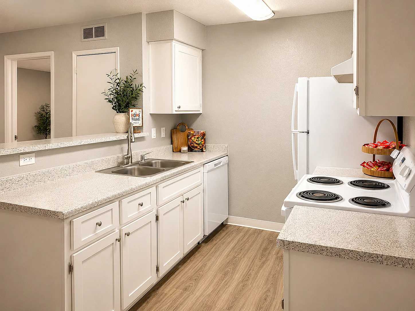 Sunset Ridge Apartments — Photo 4