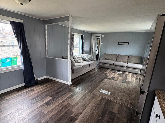 3rd image of 621 SHEAFE Road LOT 8