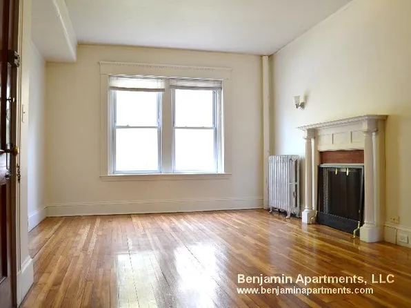 134 Englewood Ave, Brighton, MA