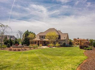 1602 Pearlstone Ln, Matthews, NC 28104