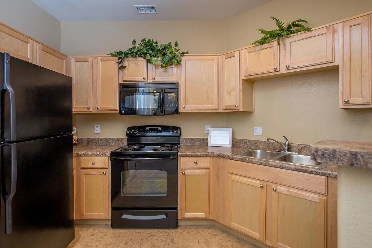 Sereno Townhomes — Photo 3
