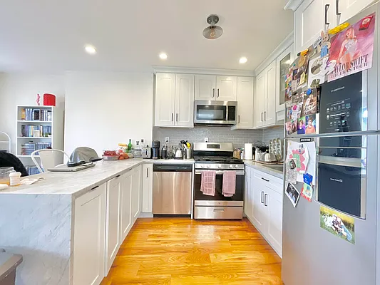 Rented by Doorway NYC, LLC | media 14