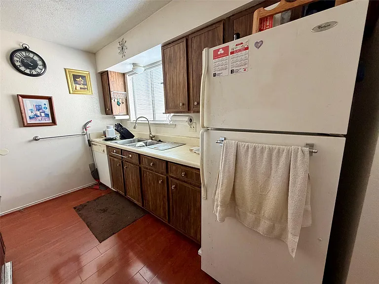 6701 Sands Point Dr #114 — Photo 6