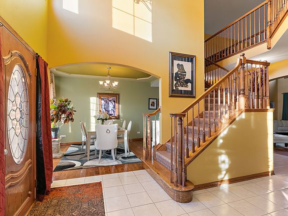 2nd image of 1001 Donnington Dr