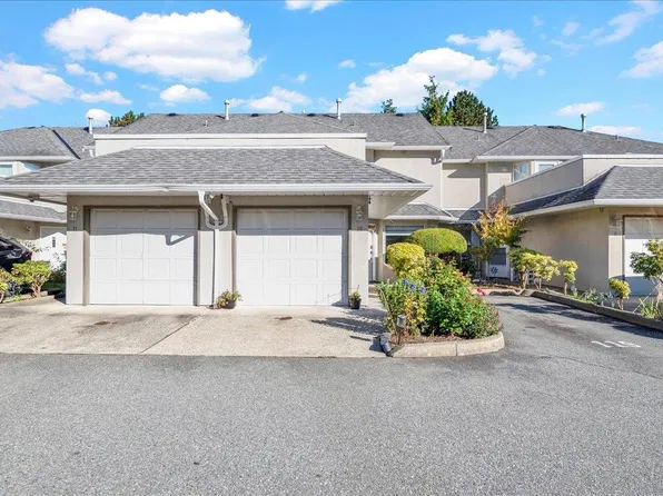 9926 151st St #10, Surrey, BC V3R 8C9