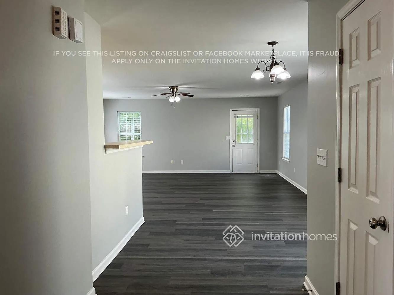 1320 Eastway Dr Charlotte, NC 28205 — Photo 4